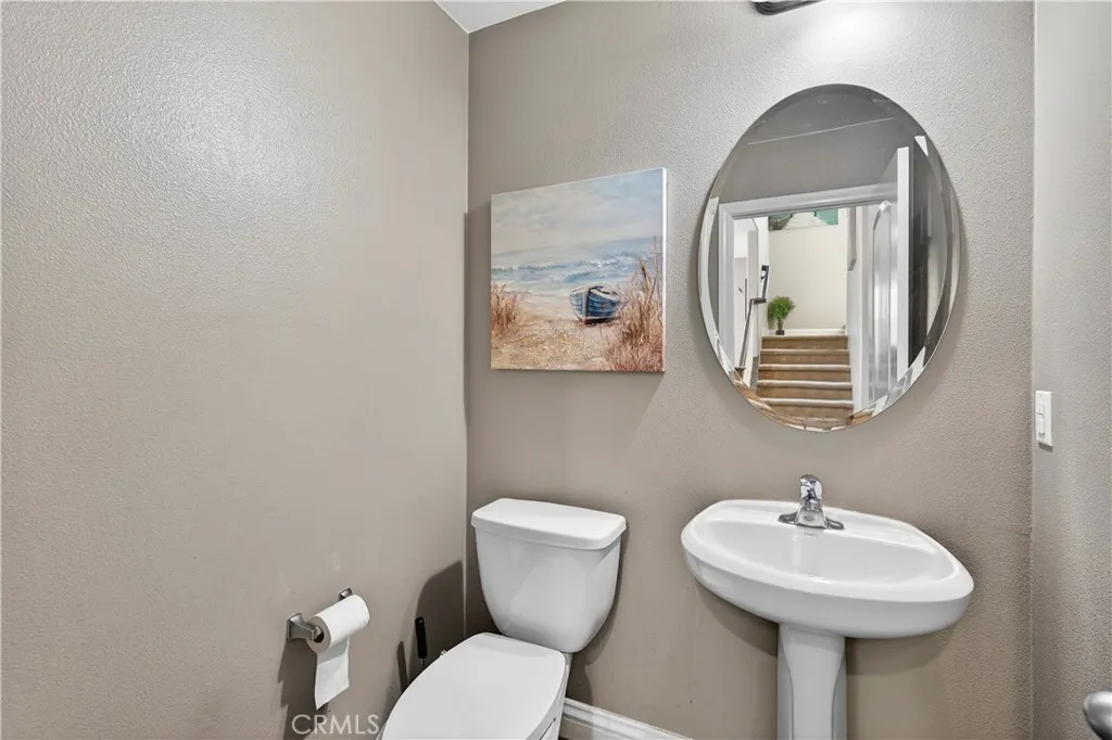 4758 Casillas Way, Fontana, California 92336 home-pic-10