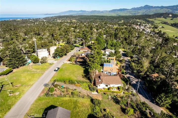 1909 Pineridge, Cambria, California 93428