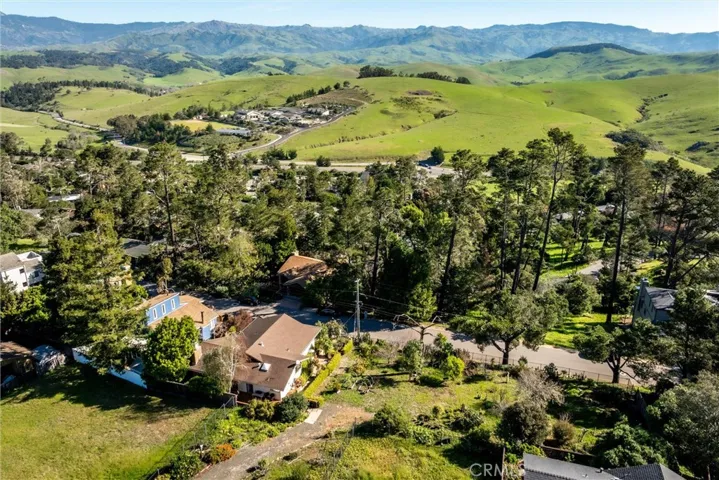 1909 Pineridge, Cambria, California 93428