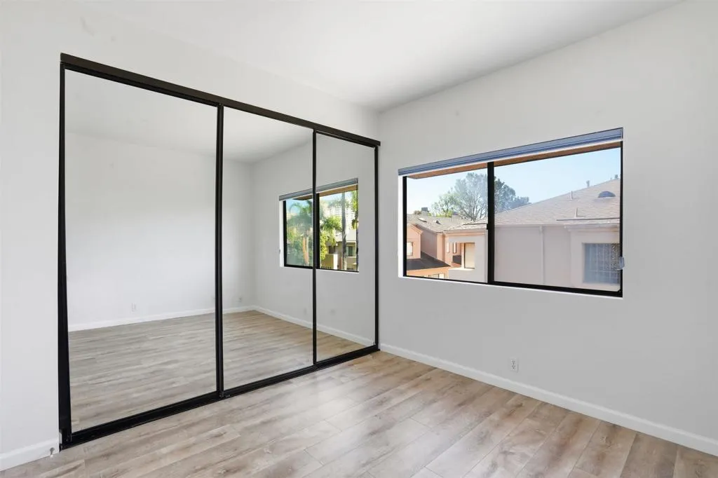 4383 Nobel Dr 86, San Diego, California 92122 home-pic-24