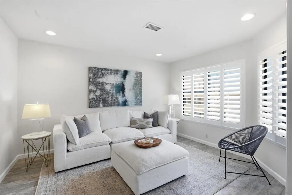 4383 Nobel Dr 86, San Diego, California 92122 home-pic-14