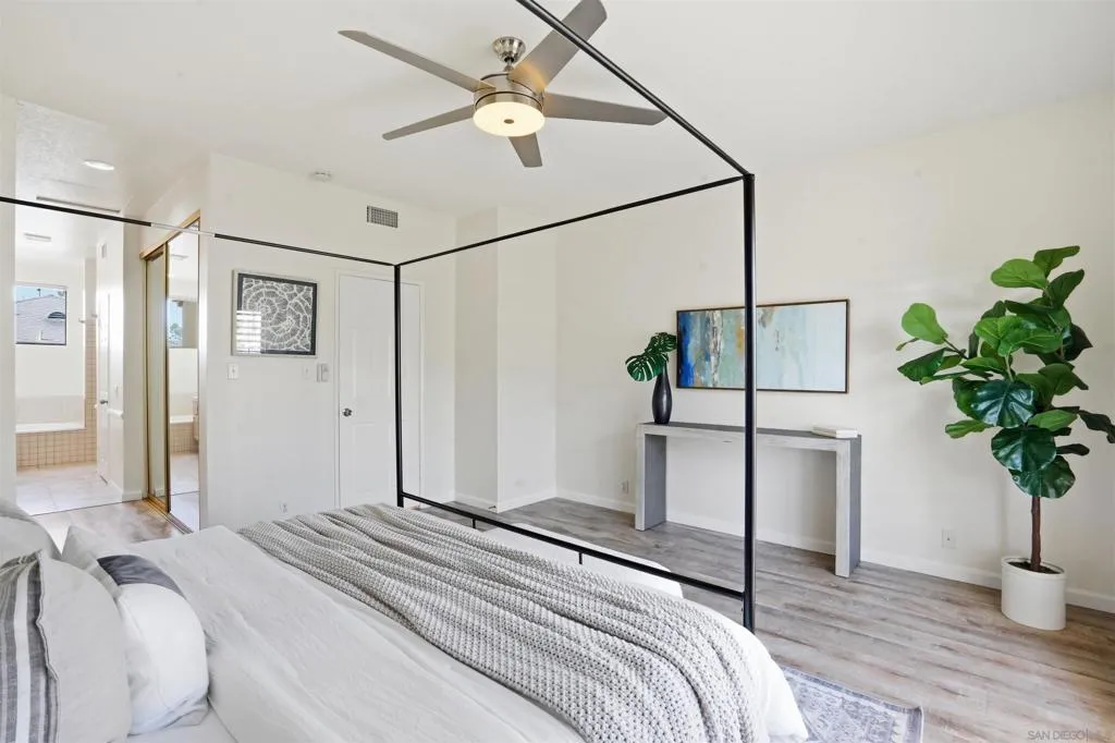 4383 Nobel Dr 86, San Diego, California 92122 home-pic-22