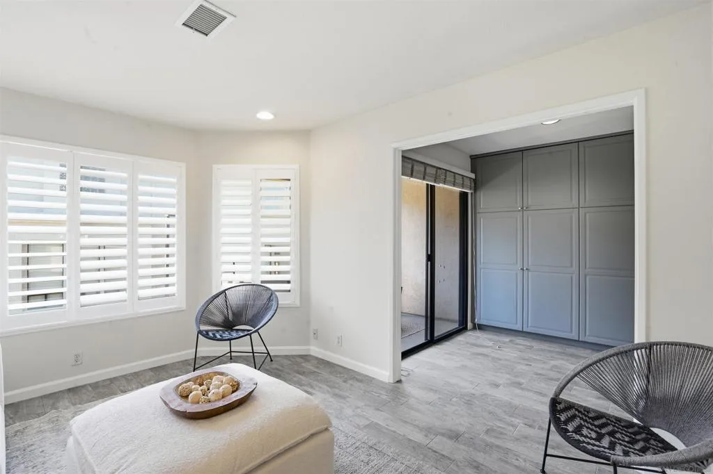 4383 Nobel Dr 86, San Diego, California 92122 home-pic-17