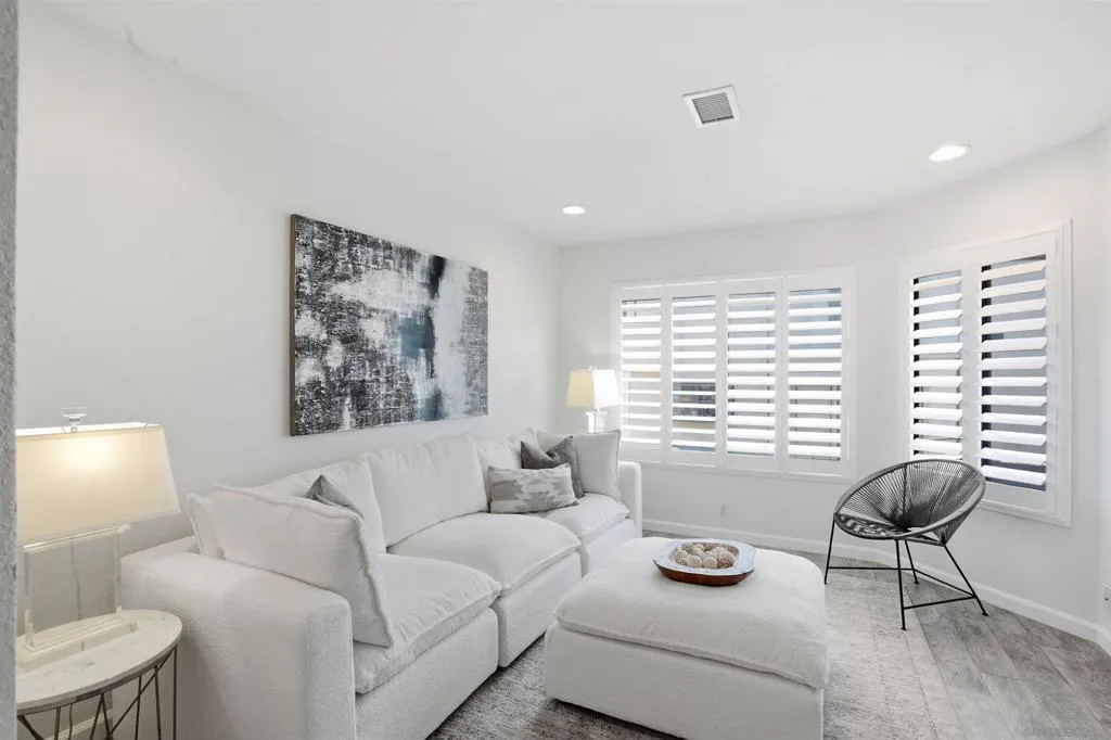 4383 Nobel Dr 86, San Diego, California 92122 home-pic-18