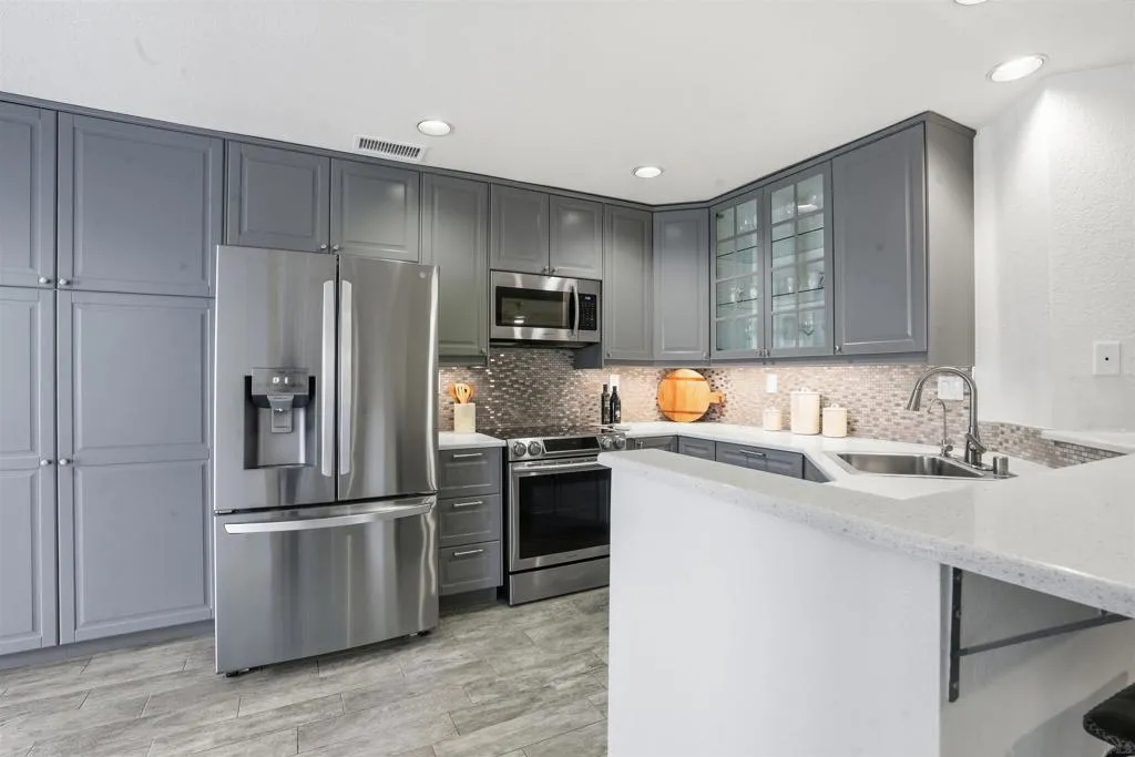 4383 Nobel Dr 86, San Diego, California 92122 home-pic-8