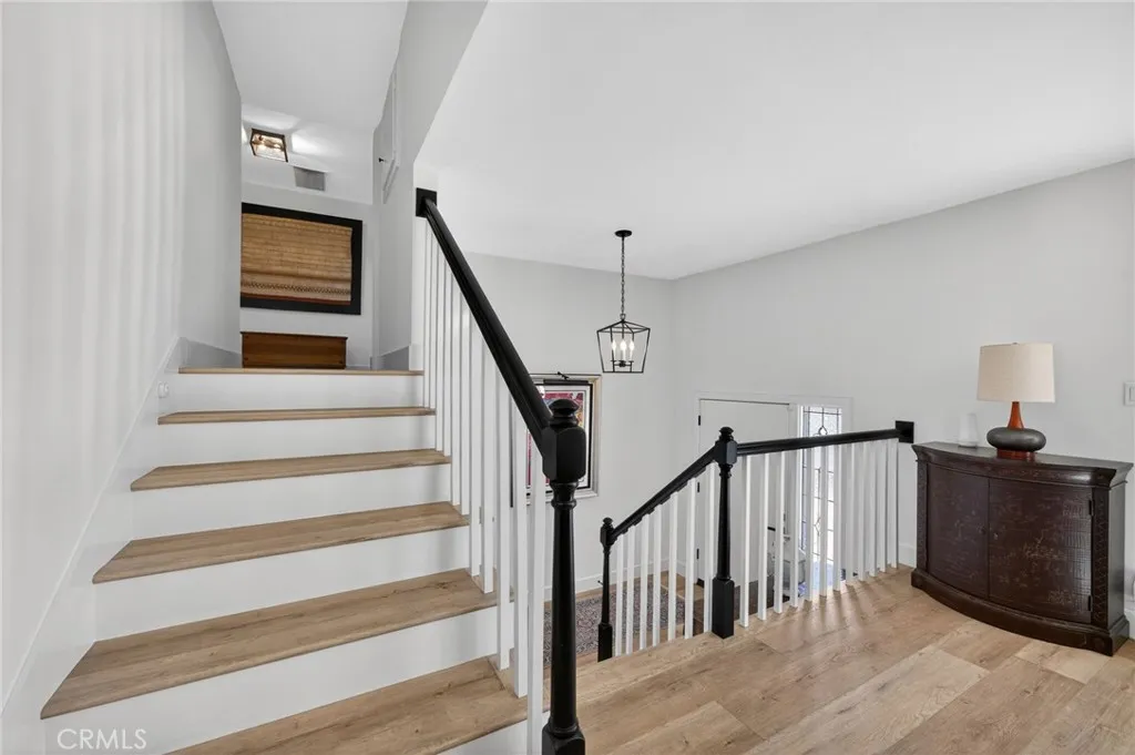 17581 Allegheny Drive, Santa Ana, California 92705 home-pic-24