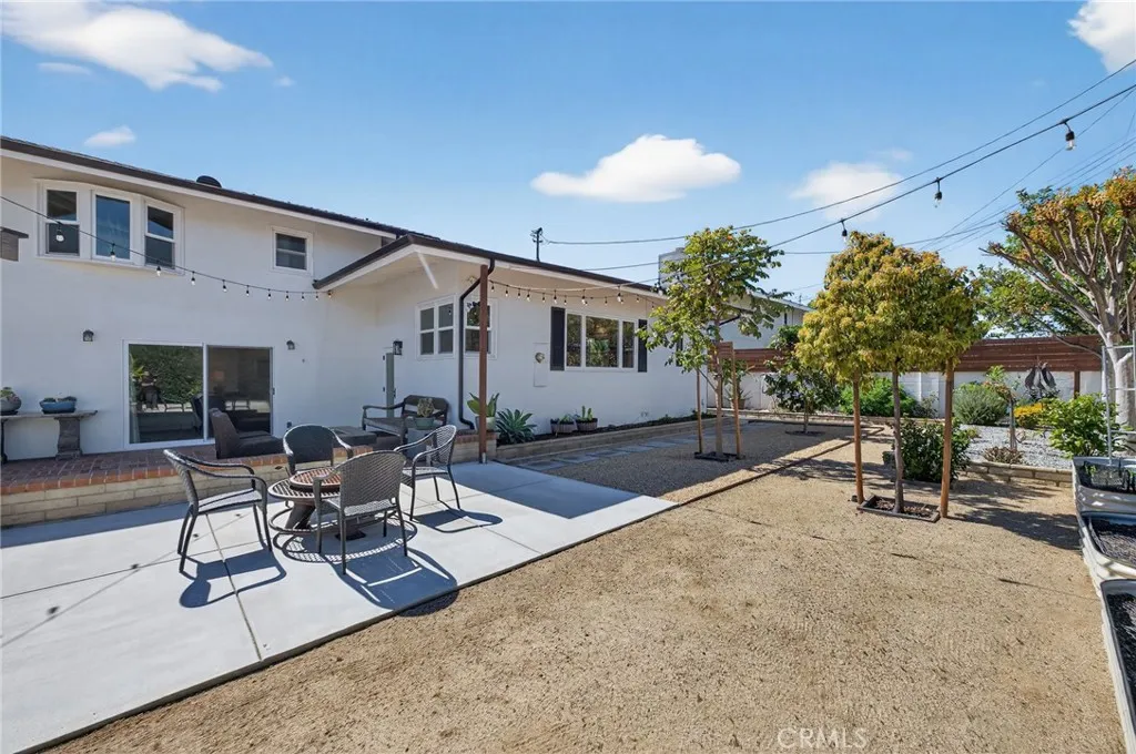 17581 Allegheny Drive, Santa Ana, California 92705 home-pic-50