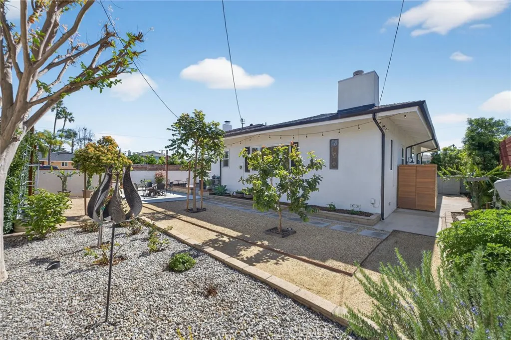 17581 Allegheny Drive, Santa Ana, California 92705 home-pic-55