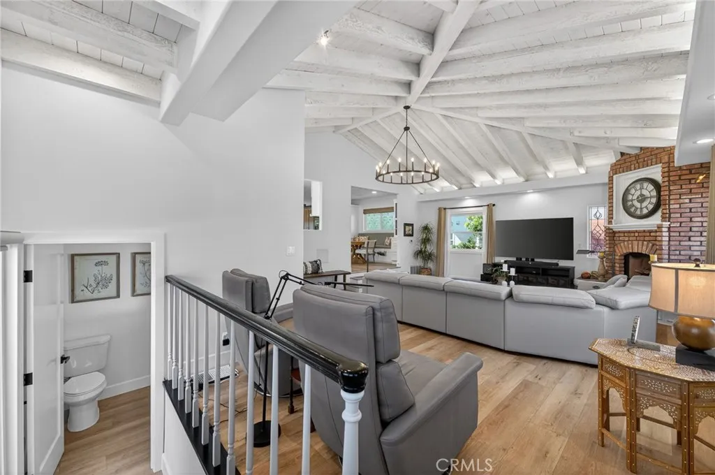 17581 Allegheny Drive, Santa Ana, California 92705 home-pic-21