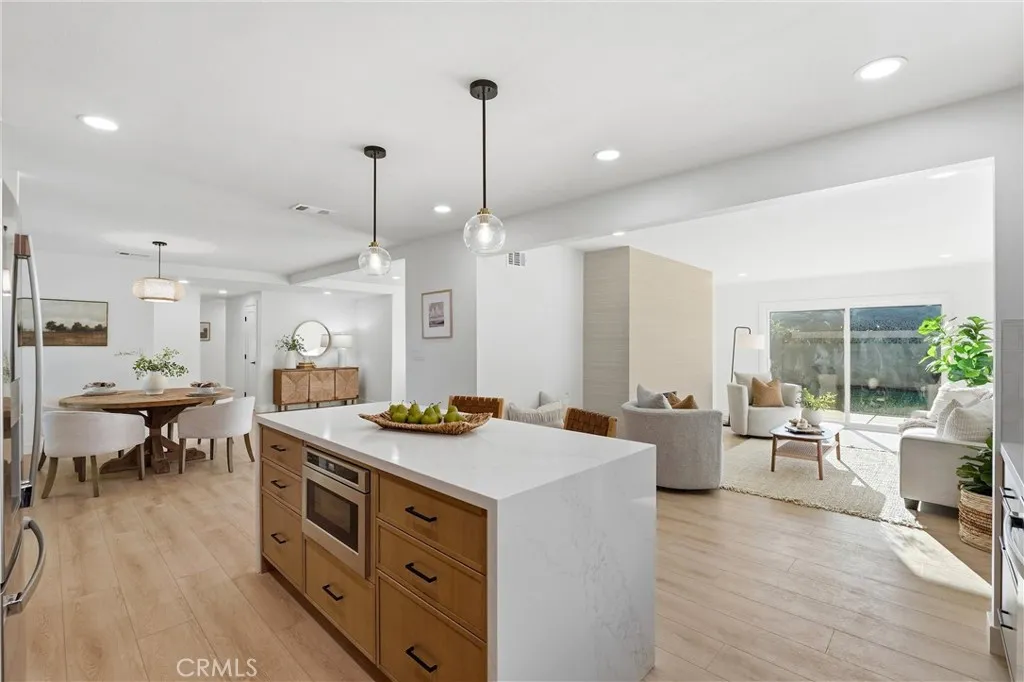 2320 N Hathaway Street, Santa Ana, California 92705 home-pic-19
