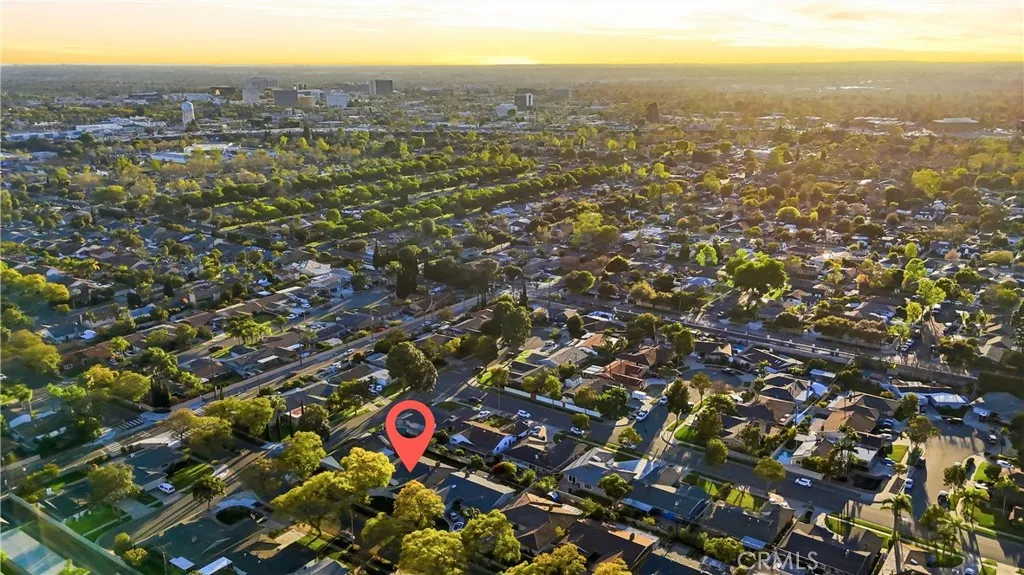 2320 N Hathaway Street, Santa Ana, California 92705 home-pic-47