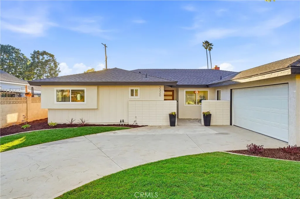 2320 N Hathaway Street, Santa Ana, California 92705 home-pic-4