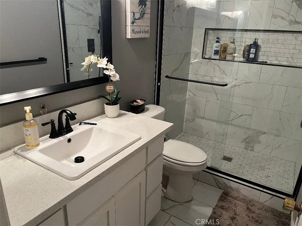 918 Ivy Street, Hemet, California 92545 home-pic-29