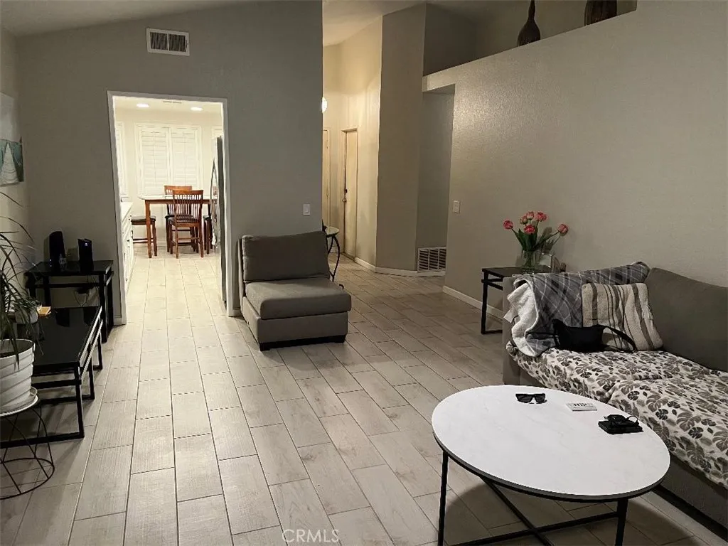 918 Ivy Street, Hemet, California 92545 home-pic-24