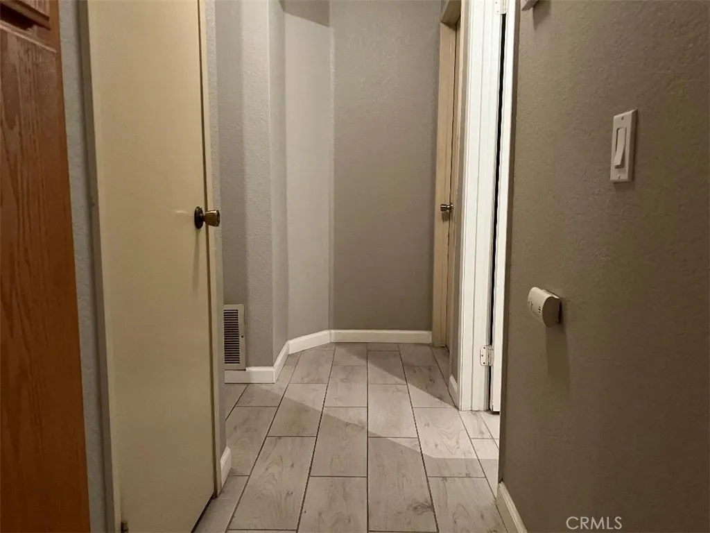 918 Ivy Street, Hemet, California 92545 home-pic-22