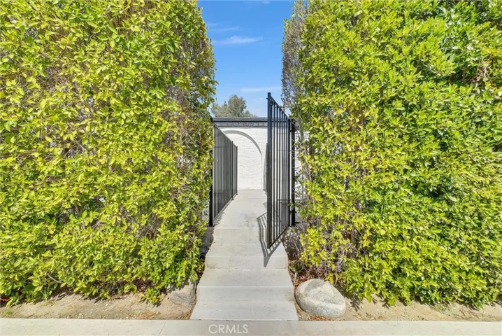 1900 E Baristo Road, Palm Springs, California 92262