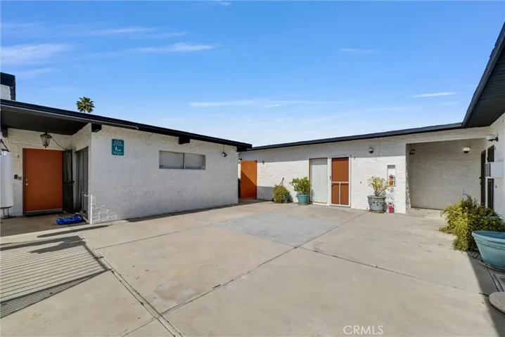 1900 E Baristo Road, Palm Springs, California 92262