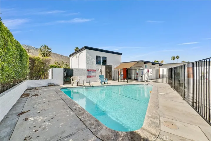 1900 E Baristo Road, Palm Springs, California 92262