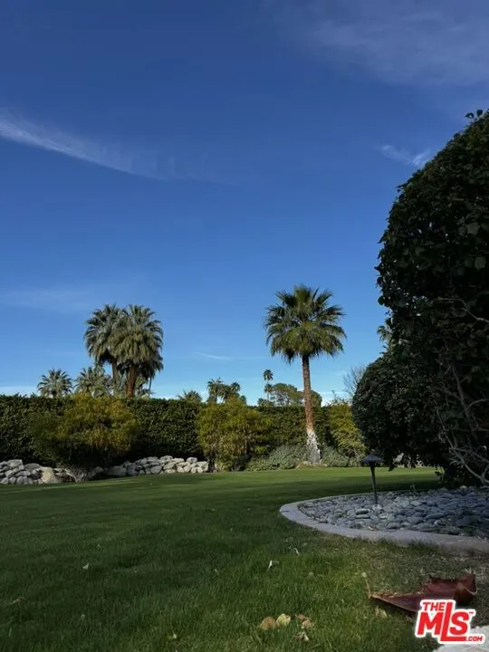 775 N N Mission Road, Palm Springs, California 92262 home-pic-19