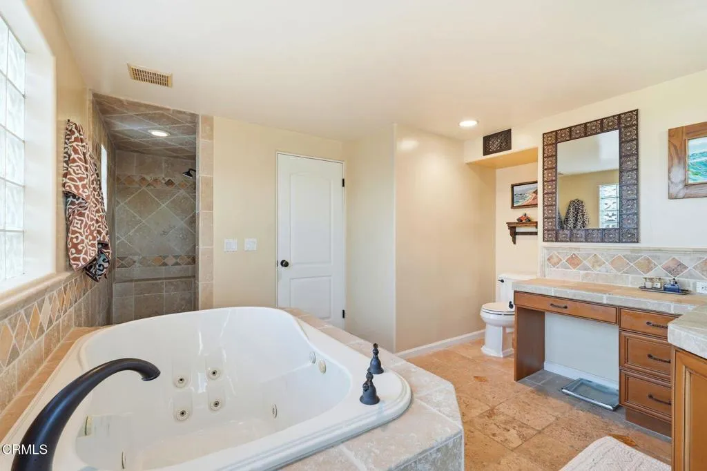 137 Fillmore Avenue, Oxnard, California 93035 home-pic-43