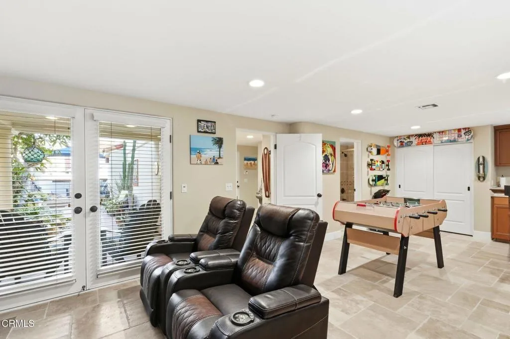 137 Fillmore Avenue, Oxnard, California 93035 home-pic-9