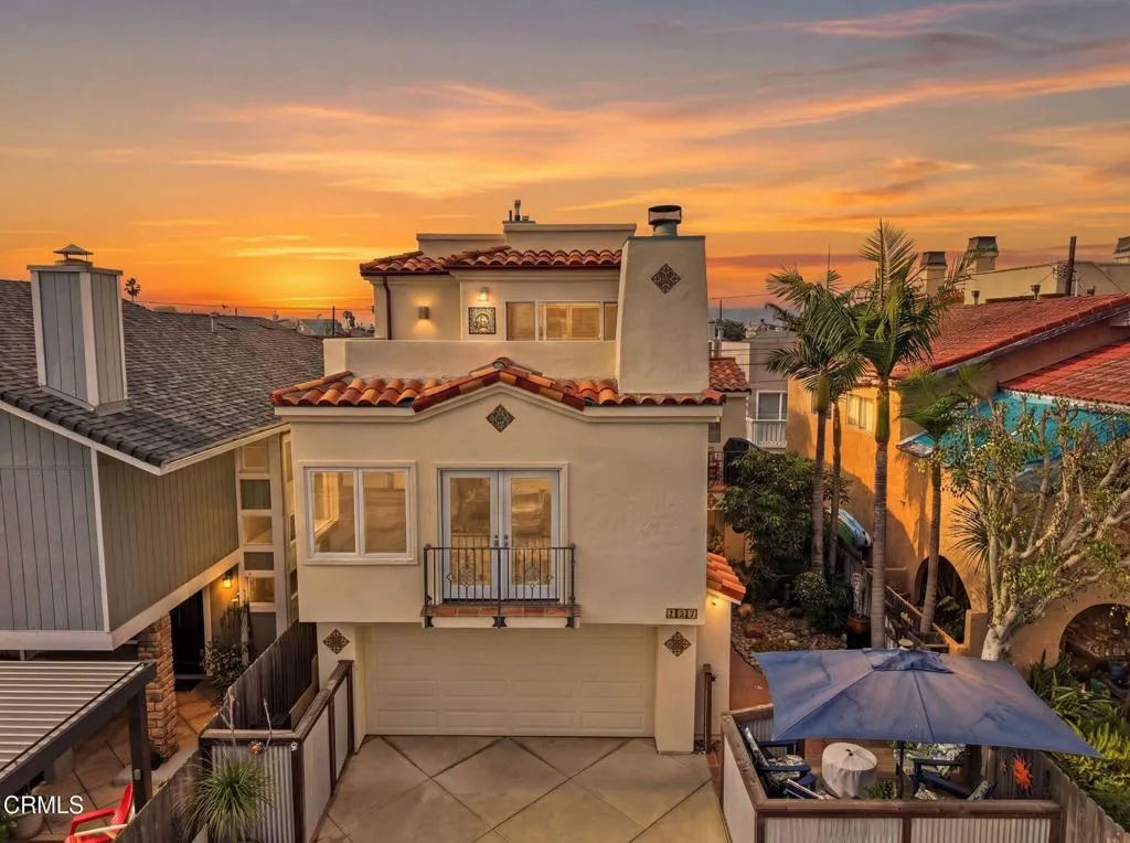 137 Fillmore Avenue, Oxnard, California 93035 home-pic-1