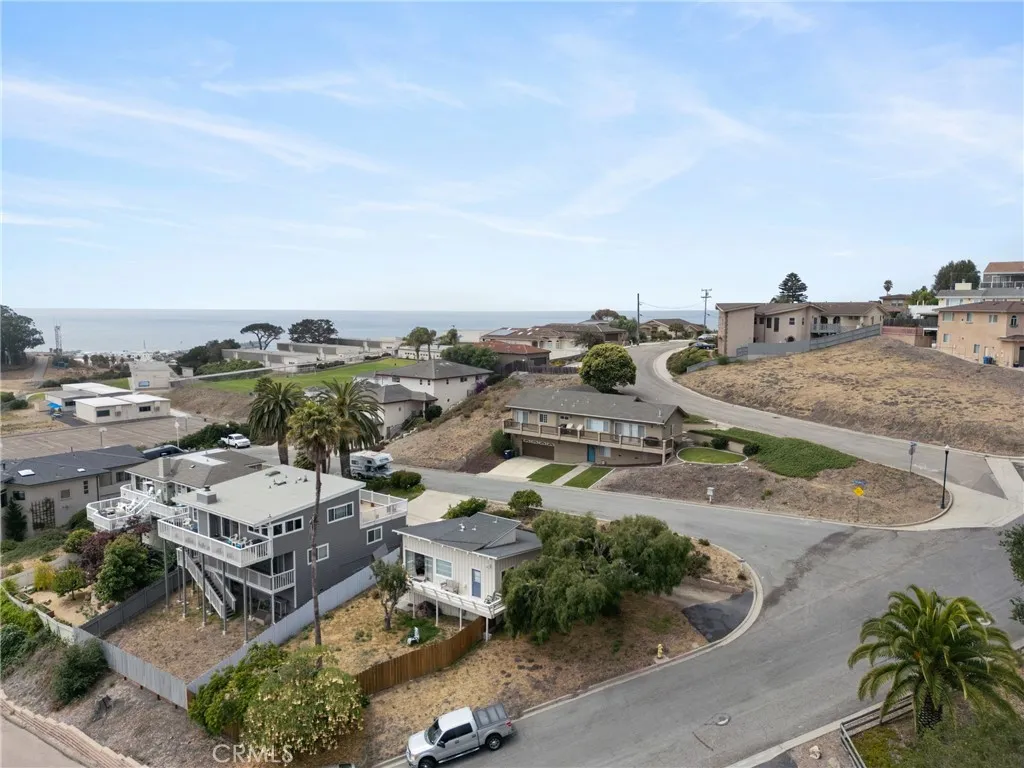 351 Selma Street, Pismo Beach, California 93449 home-pic-4