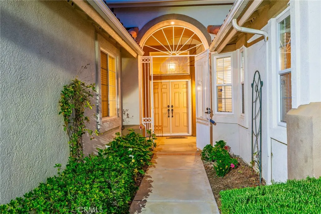 39675 Dijon, Murrieta, California 92562 home-pic-3