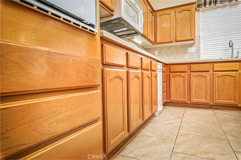39675 Dijon, Murrieta, California 92562 home-pic-14