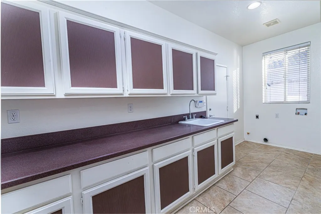 39675 Dijon, Murrieta, California 92562 home-pic-25