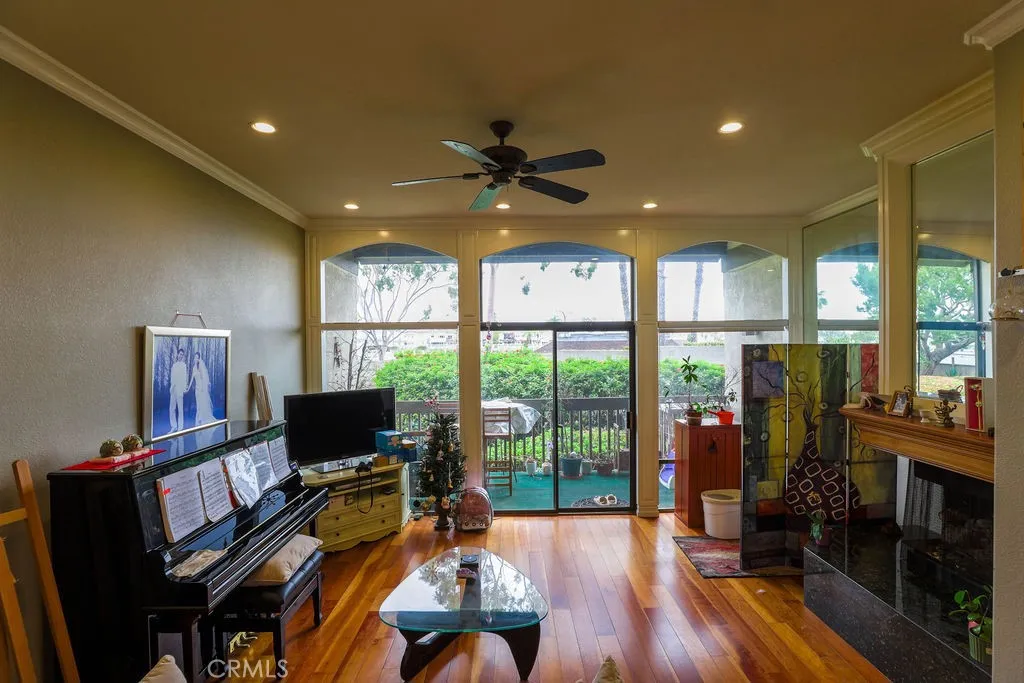 5103 Marina Pacifica Drive South Key home-pic-13