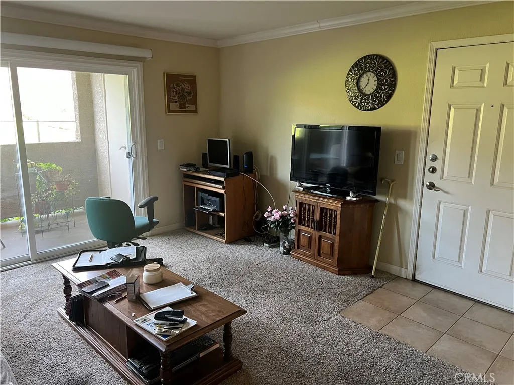 1995 Las Colinas, Corona, California 92879 home-pic-8