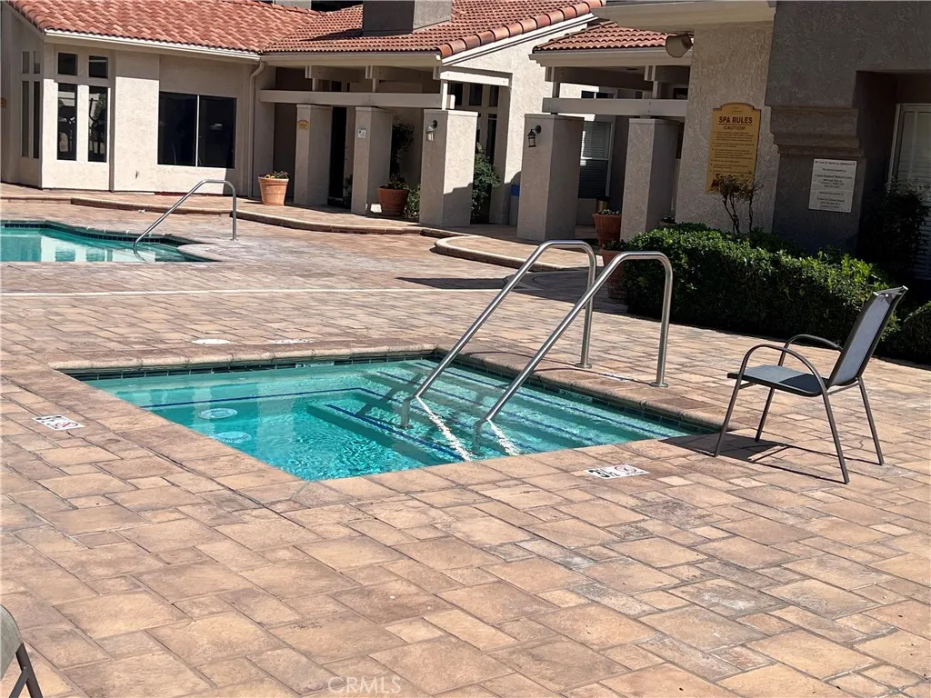 1995 Las Colinas, Corona, California 92879 home-pic-22