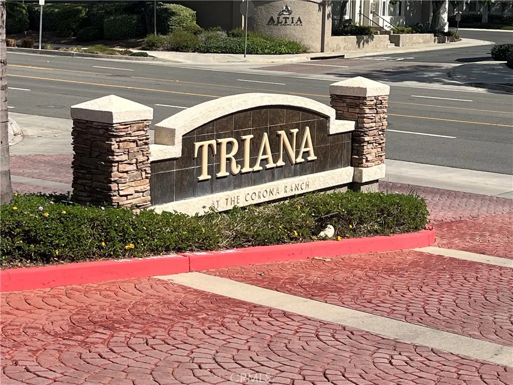 1995 Las Colinas, Corona, California 92879 home-pic-1