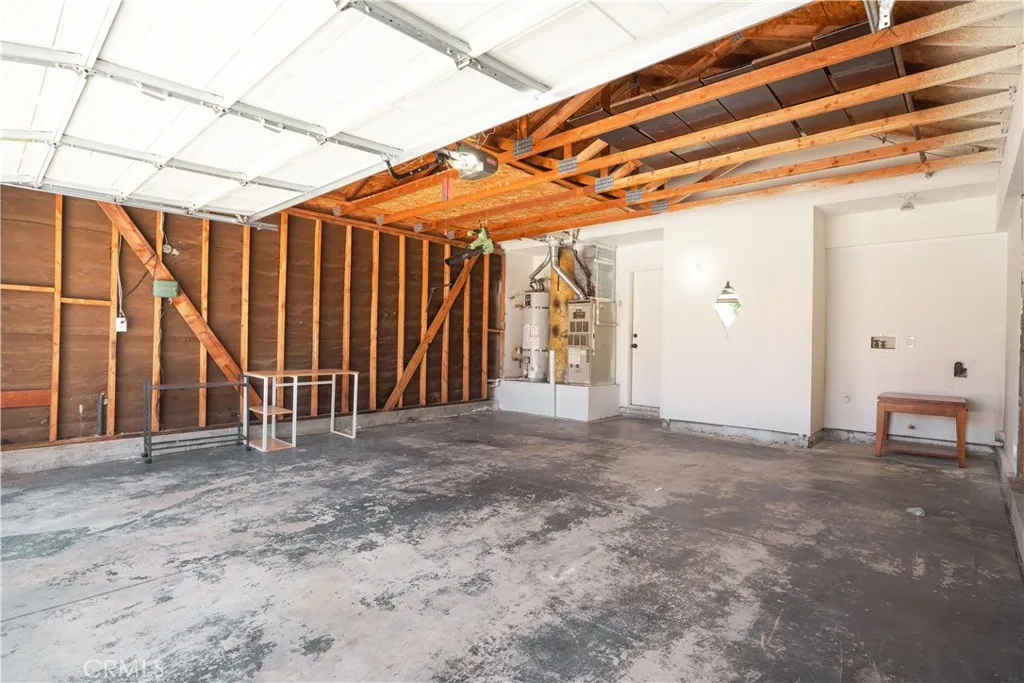 3243 E Avenue R4, Palmdale, California 93550 home-pic-37