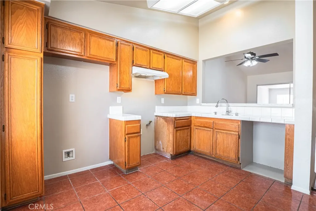 3243 E Avenue R4, Palmdale, California 93550 home-pic-18