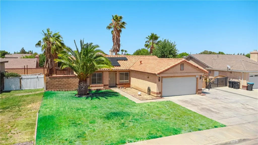 3243 E Avenue R4, Palmdale, California 93550 home-pic-4