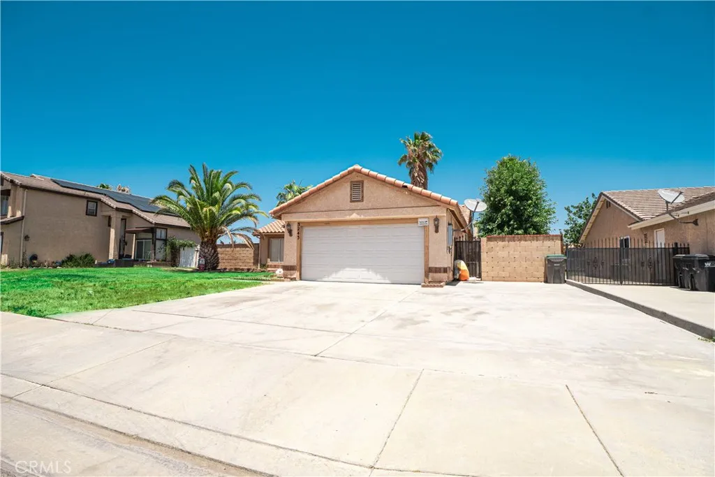 3243 E Avenue R4, Palmdale, California 93550 home-pic-12