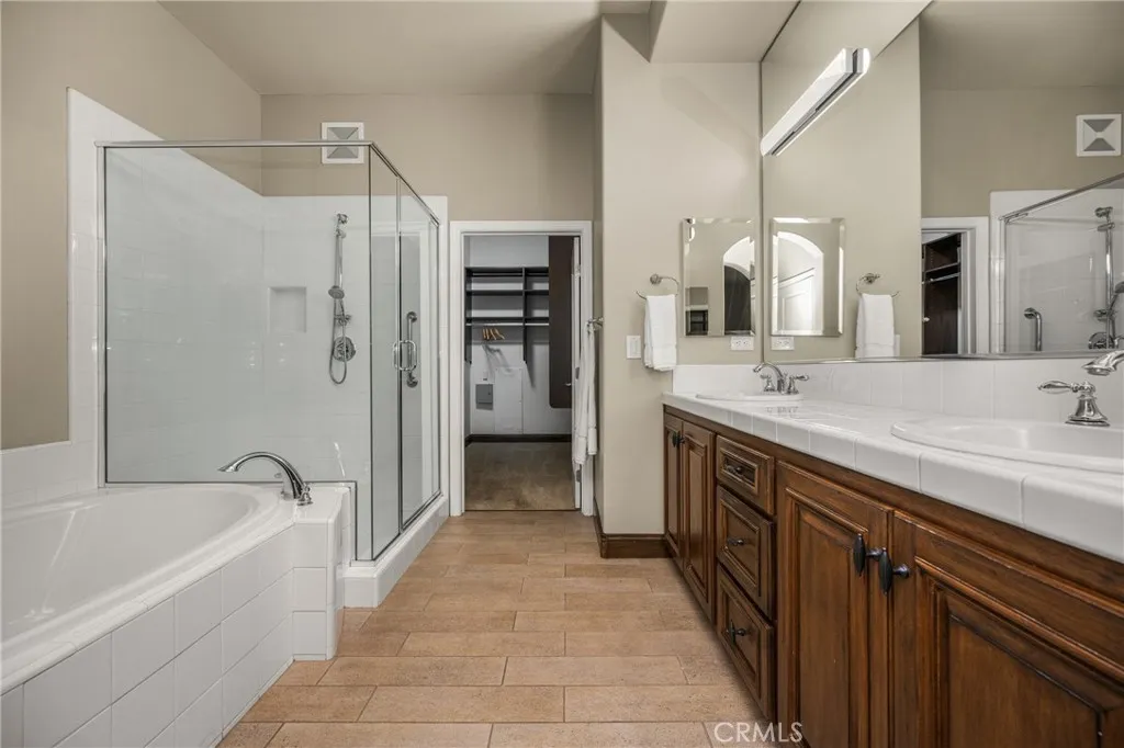 4045 Balmoral Drive, Yorba Linda, California 92886 home-pic-40