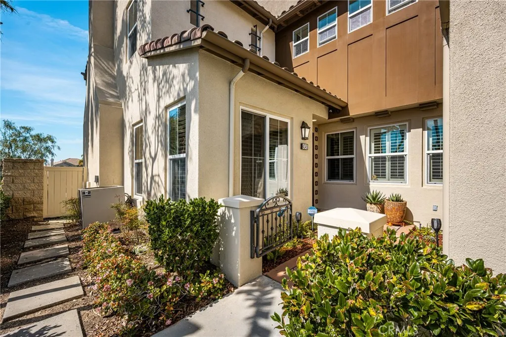 4045 Balmoral Drive, Yorba Linda, California 92886 home-pic-5