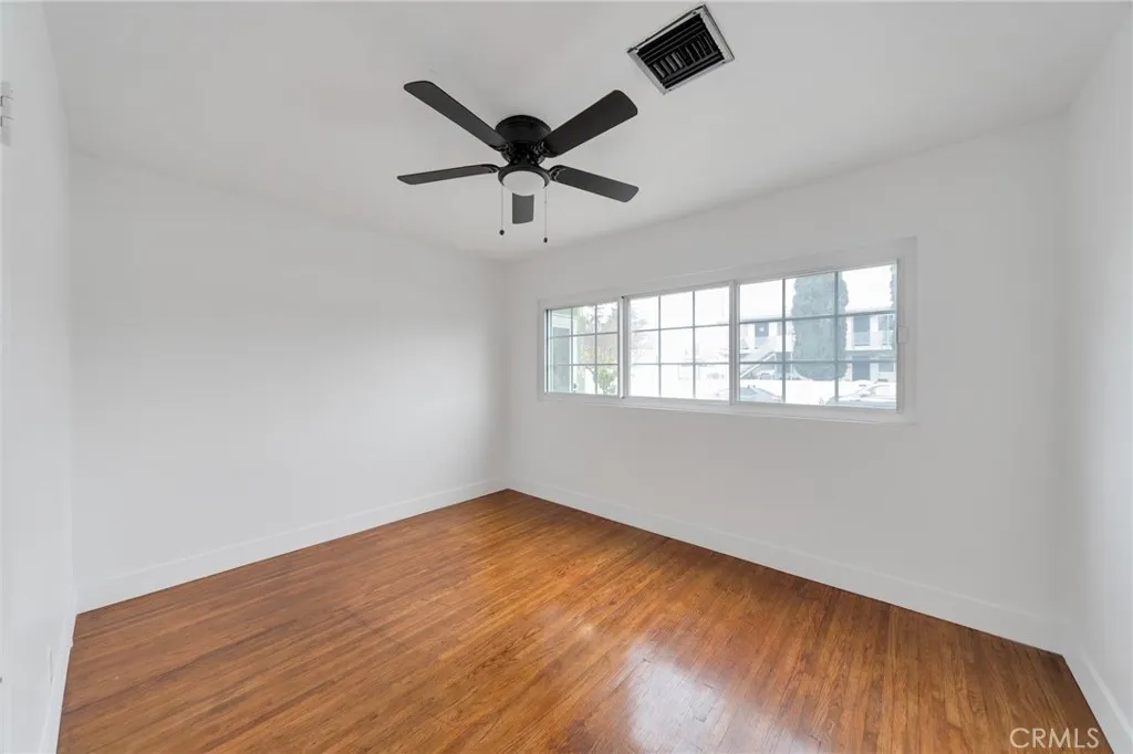 6153 Clybourn Avenue, North Hollywood, California 91606 home-pic-25