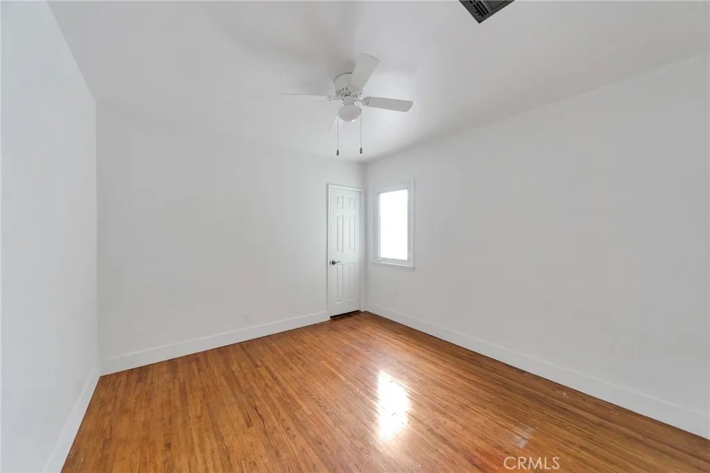 6153 Clybourn Avenue, North Hollywood, California 91606 home-pic-23