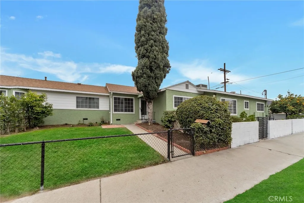 6153 Clybourn Avenue, North Hollywood, California 91606 home-pic-20