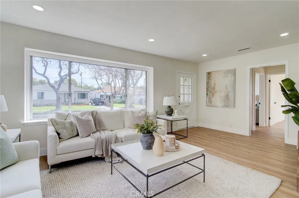 5143 Bixler, Lakewood, California 90712 home-pic-4