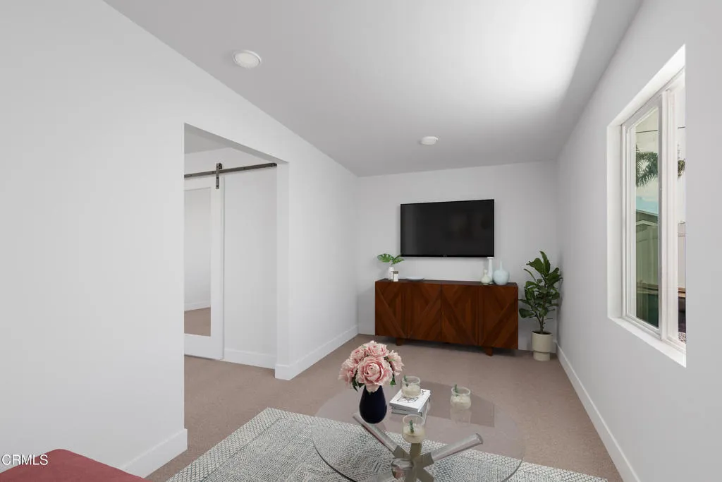 3880 Loma Vista Road, Ventura, California 93003 home-pic-47