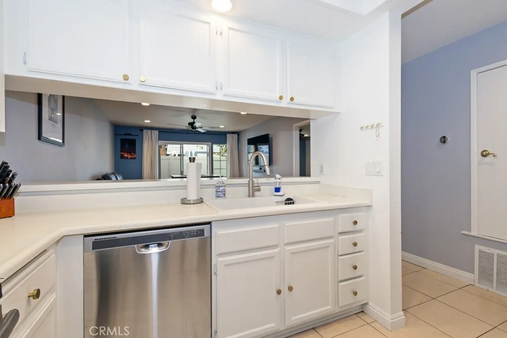 574 Stone Harbor, La Habra, California 90631 home-pic-13