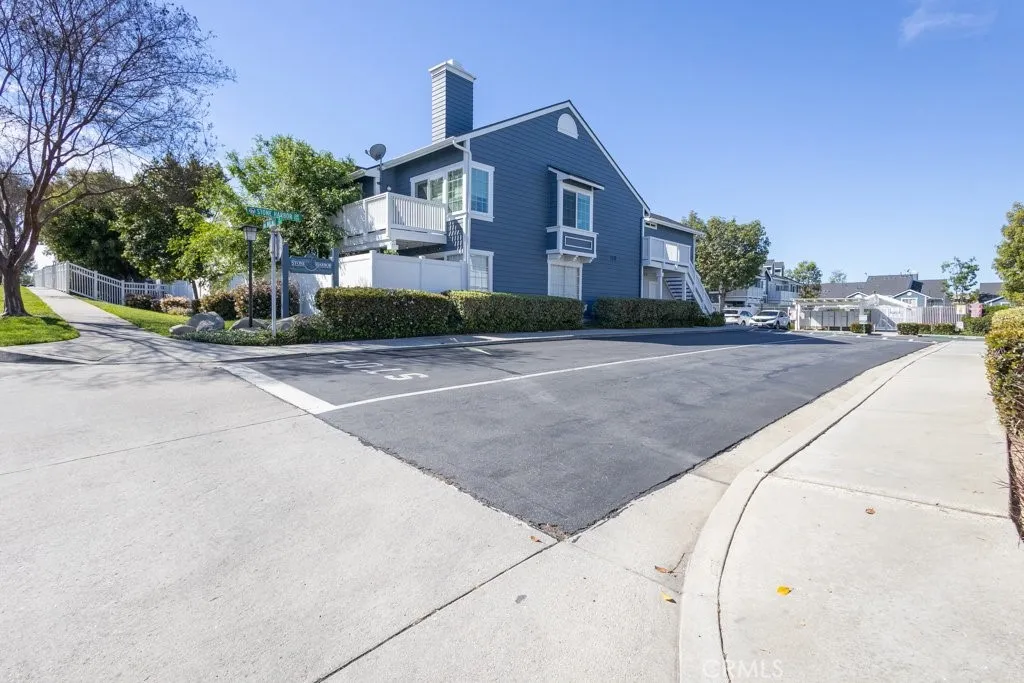 574 Stone Harbor, La Habra, California 90631 home-pic-29