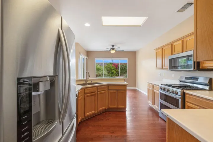 30-web-or-mls-8M4A3060