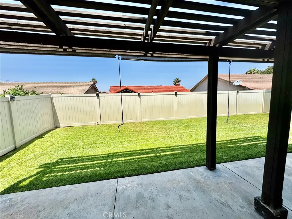 11308 Sherwood Court, Fontana, California 92337 home-pic-13