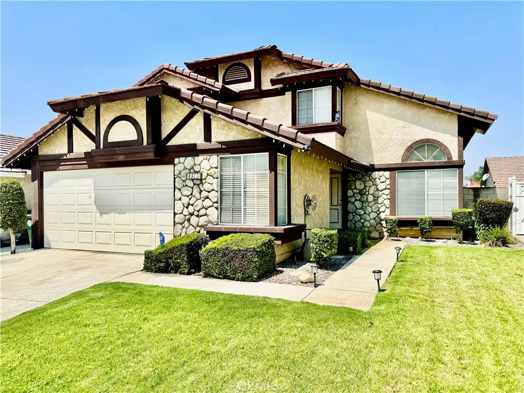 11308 Sherwood Court, Fontana, California 92337 home-pic-1
